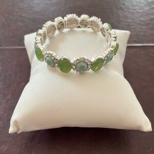 Elegant Green Gemstone Stretch Bracelet